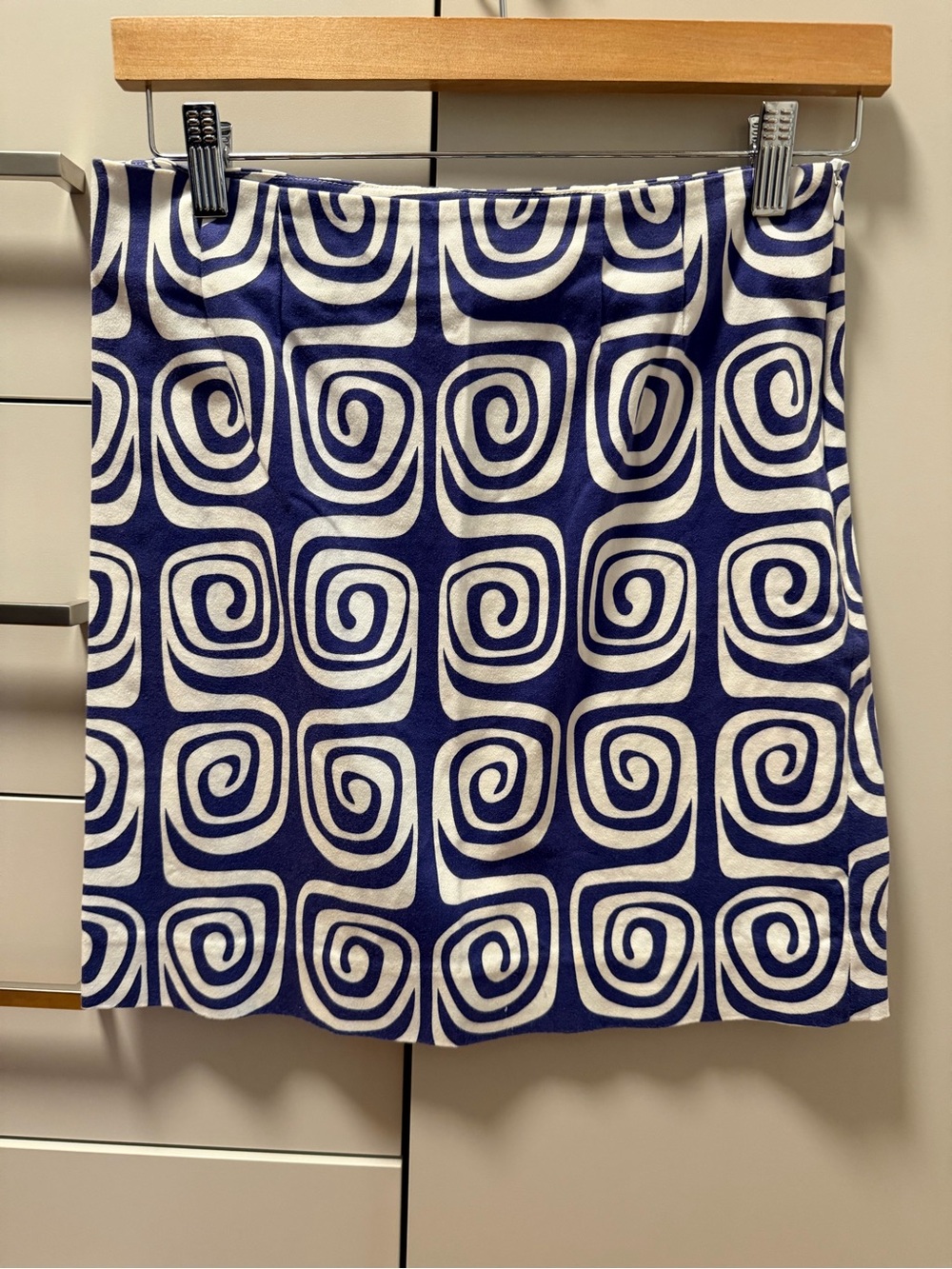 Lesley Evers Purple and White Geometric Print Women’s Skirt